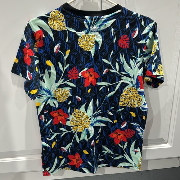 🌺ADIDAS HER STUDIO London Tee Floral Top - Picture 11 of 14